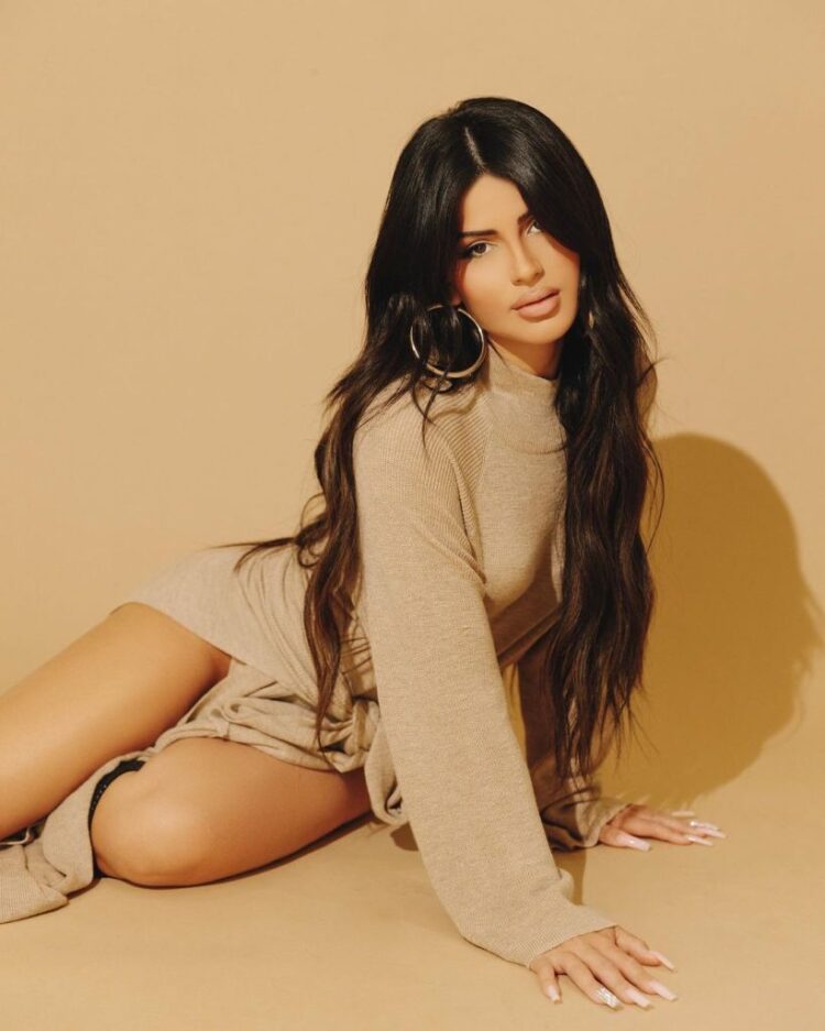 ava tortorici feet 4