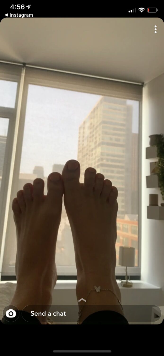 avalon robbins feet 1