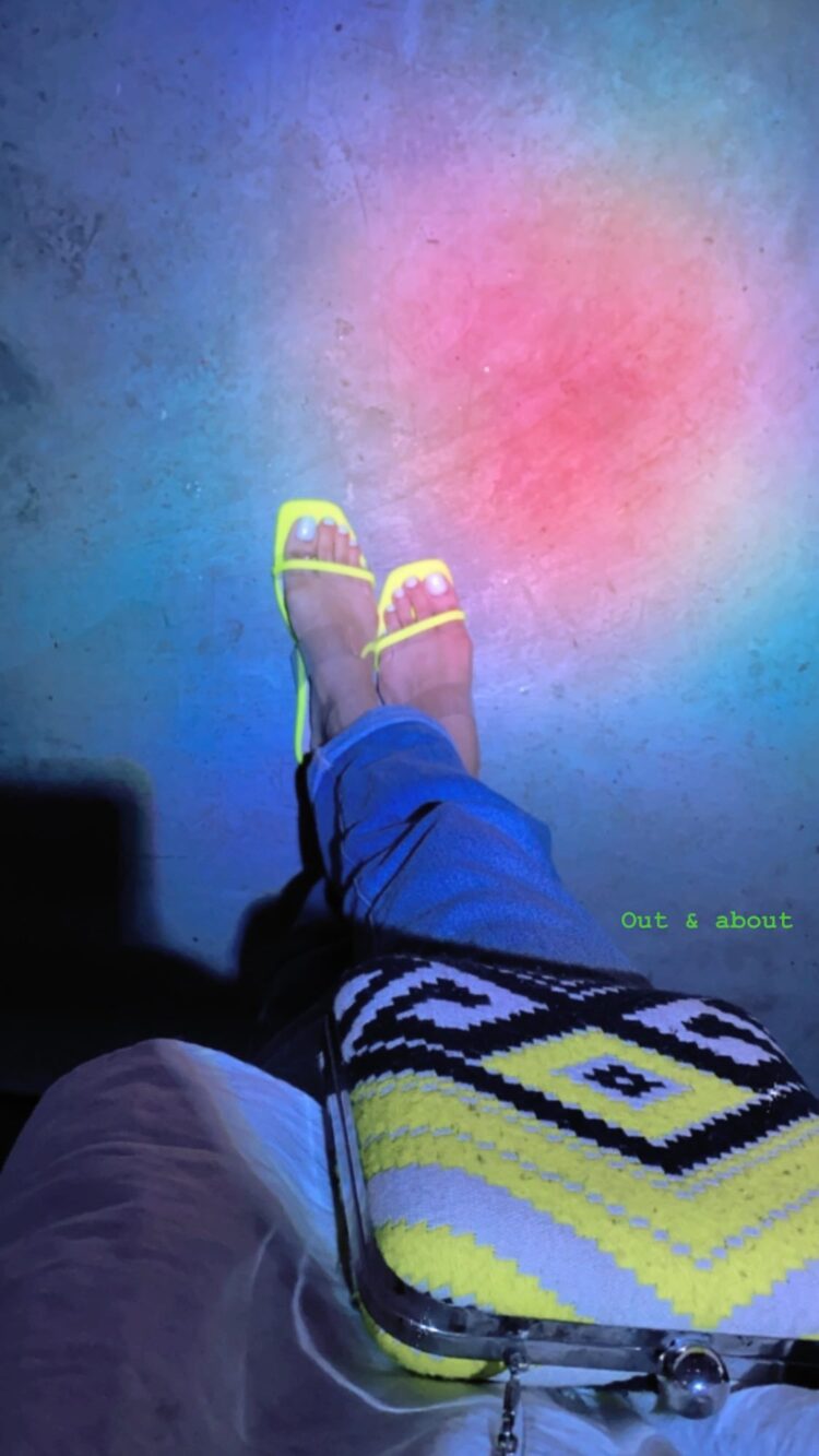 avantika hundal feet 5