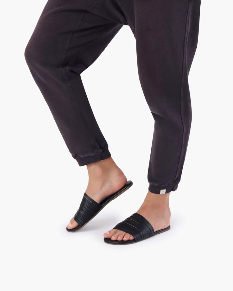 avery dachuna feet 1