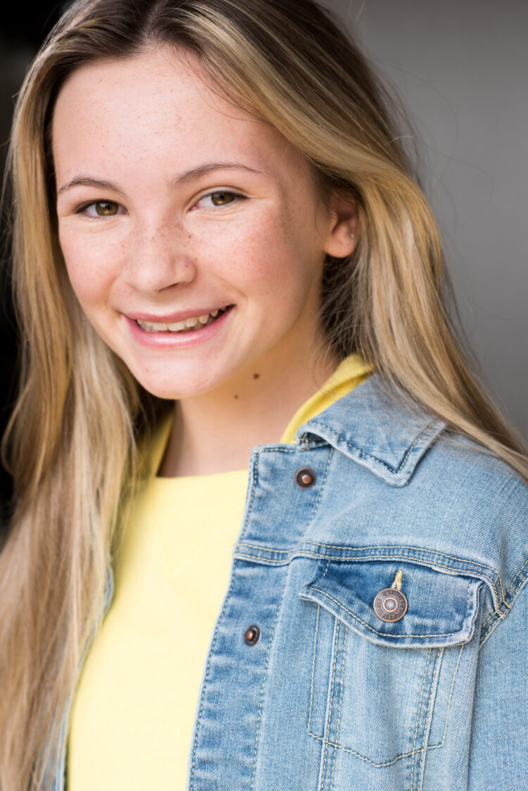 avery hewitt feet 4 scaled