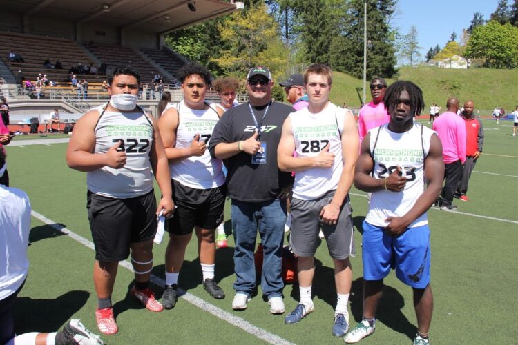 avery mckenna feet 6