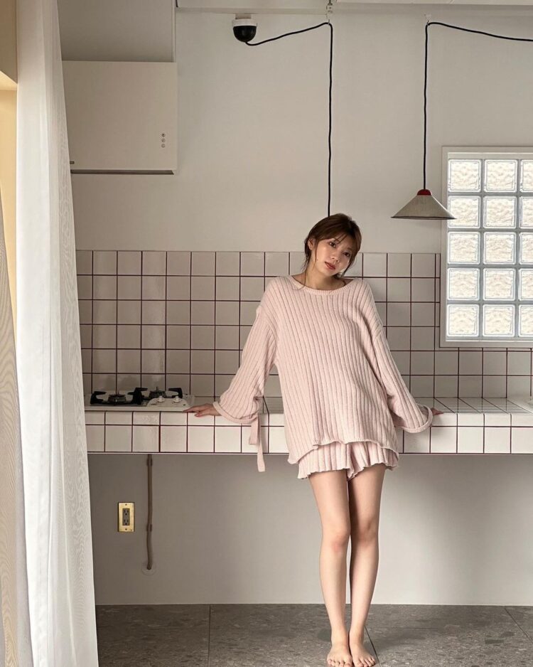 aya takamoto feet 4
