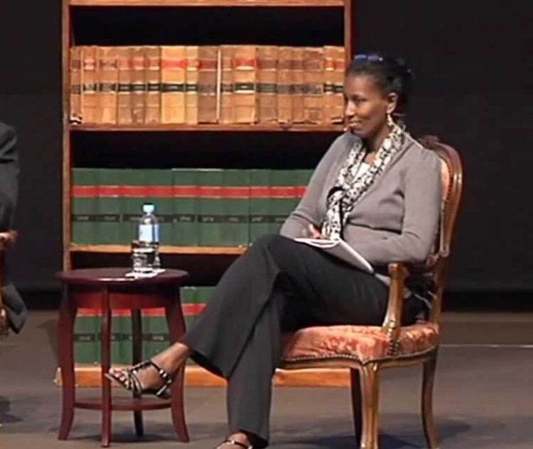 ayaan hirsi ali feet 3