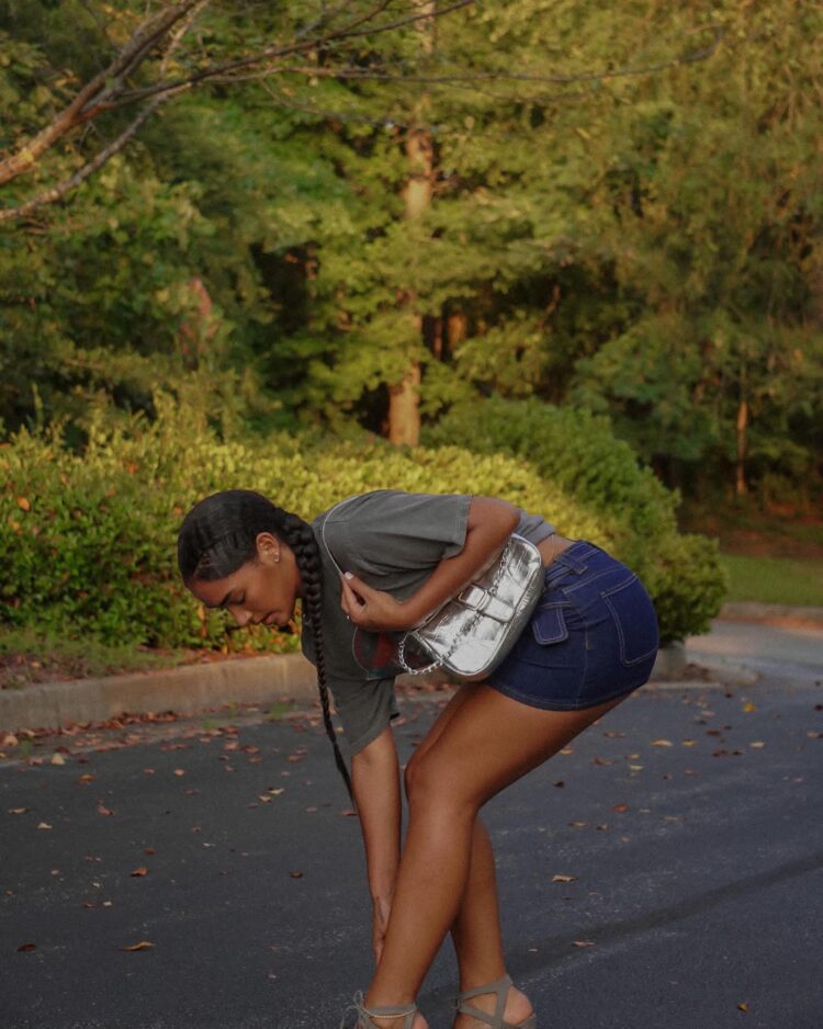 ayanna mendibles feet
