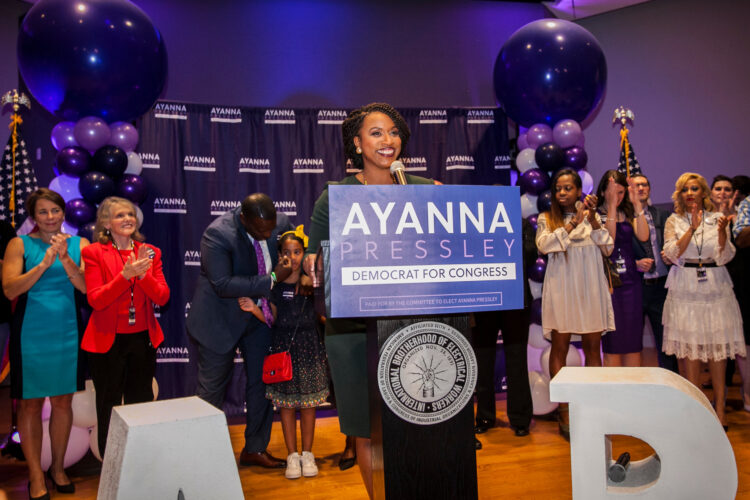 ayanna pressley feet 6