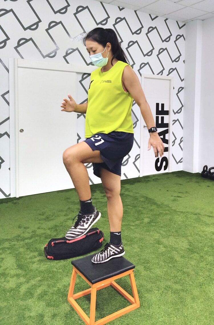 ayano shimizu feet 2