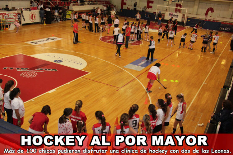 ayelen stepnik feet 4