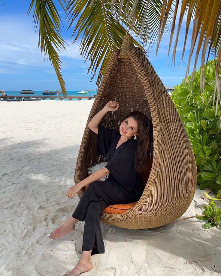 aynishan guliyeva khalid feet 1