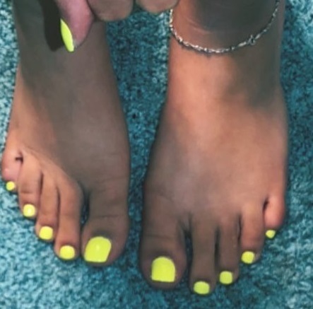 ayse ozyilmazel feet 2