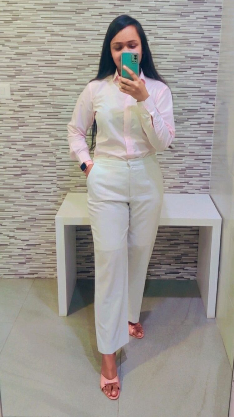 ayushi sehgal feet 5