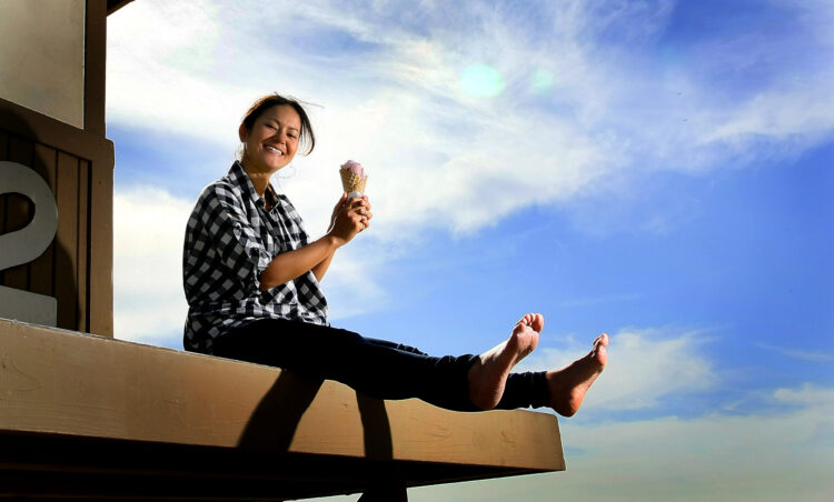 azahara munoz feet scaled