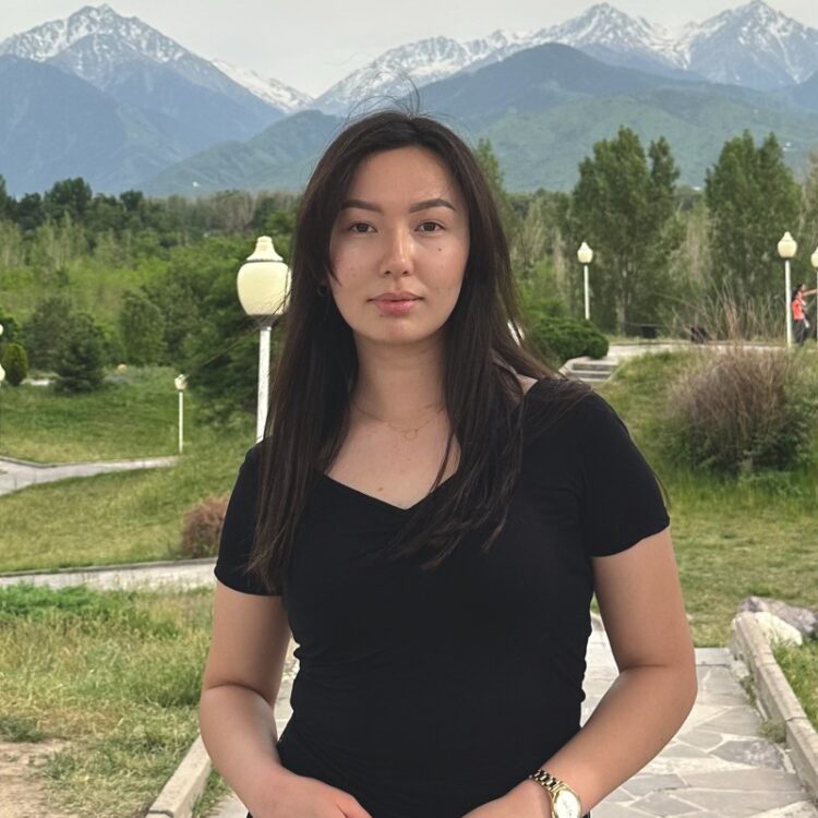 aziza sarsenova feet 4