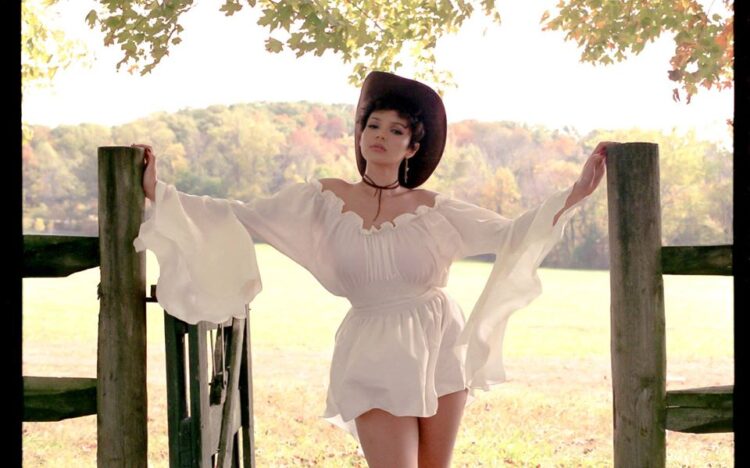 babeo baggins feet 5