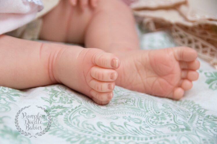 baby erin feet 6