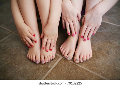 baby girl tima feet 4