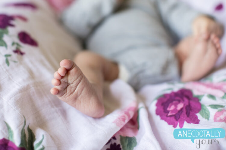 baby leah feet