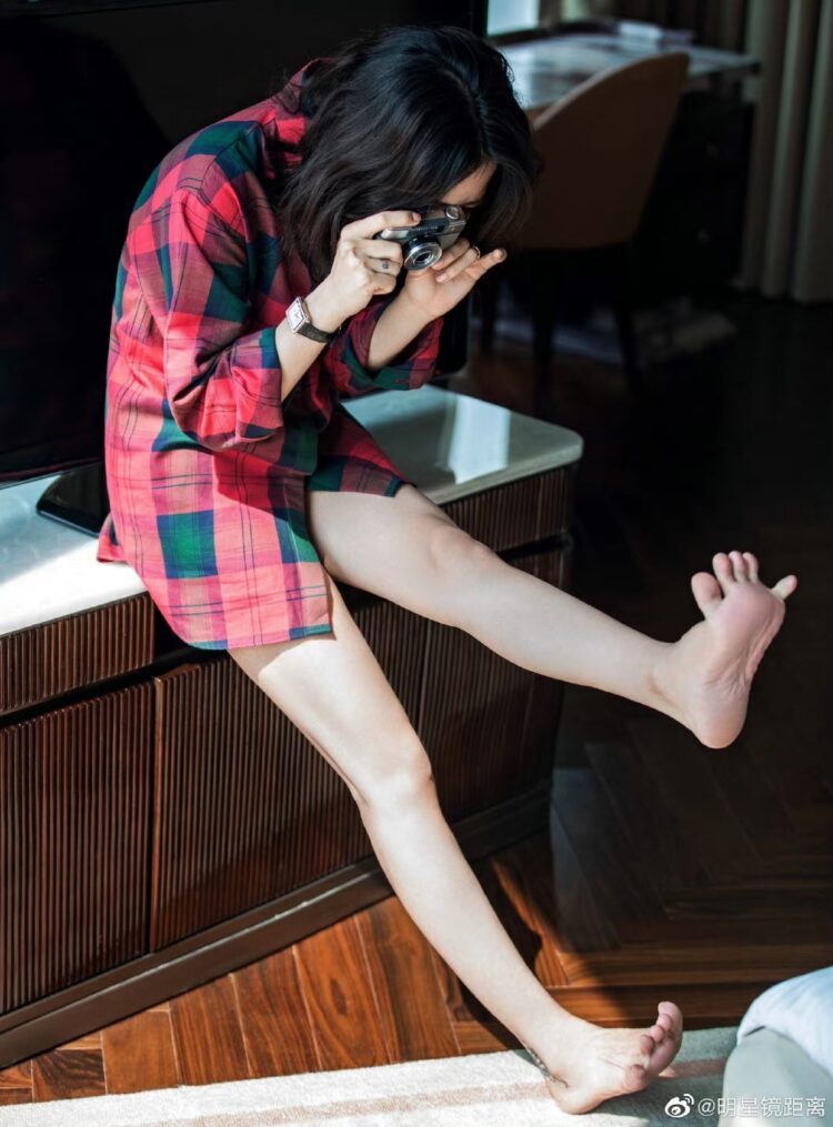 bai baihe feet 3