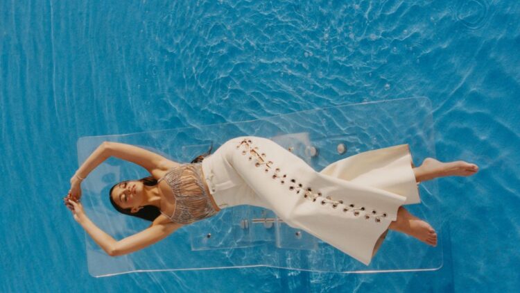 bailey cooper feet 3