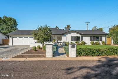 bailey knoles feet 5