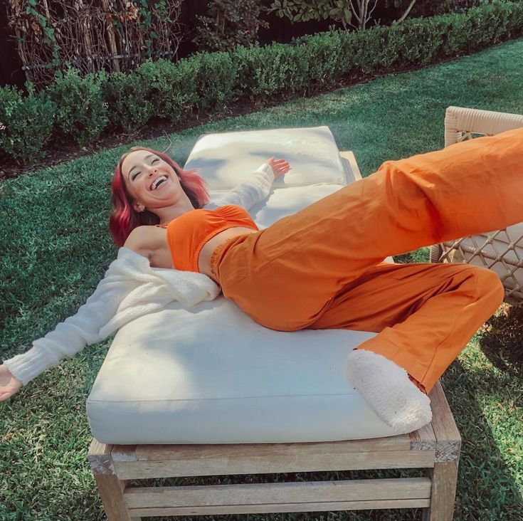 bailey mcknight howard feet 2