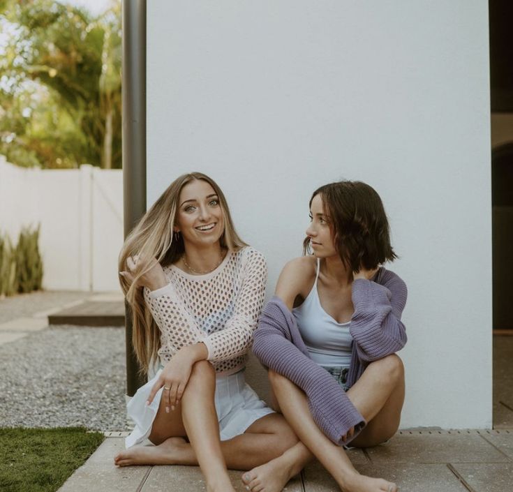 bailey mcknight howard feet 6