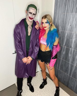 bailey van der veen feet