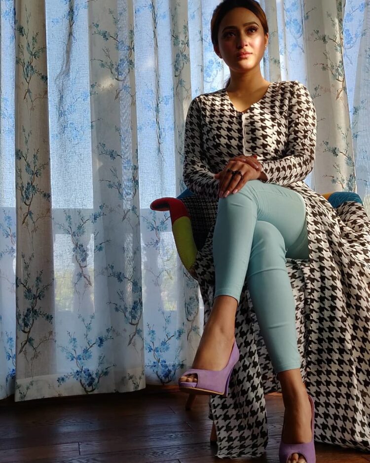 bala hijam feet 2