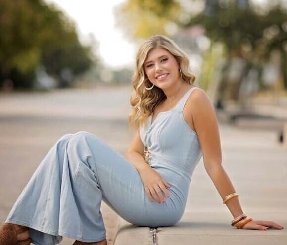 baleigh alexandra feet 5