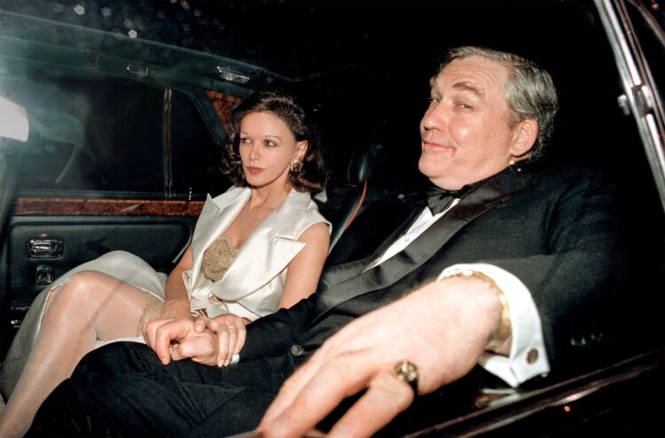 barbara amiel feet 5