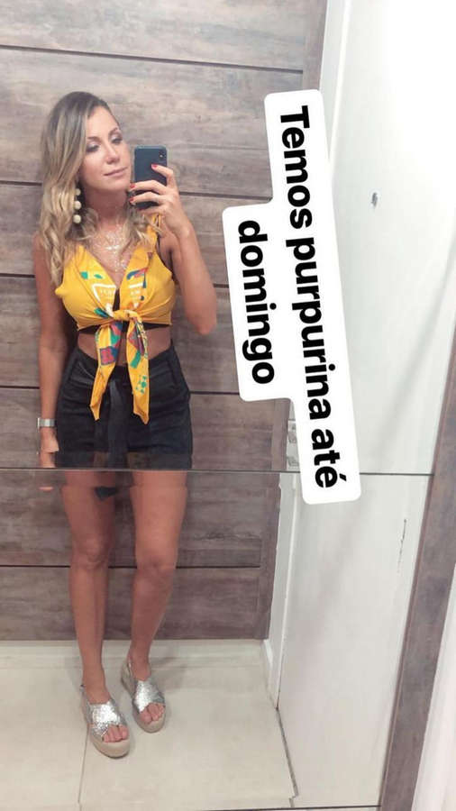 barbara coelho feet 4