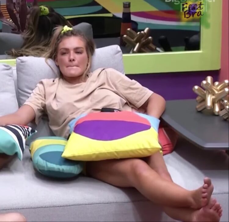 barbara heck feet 1