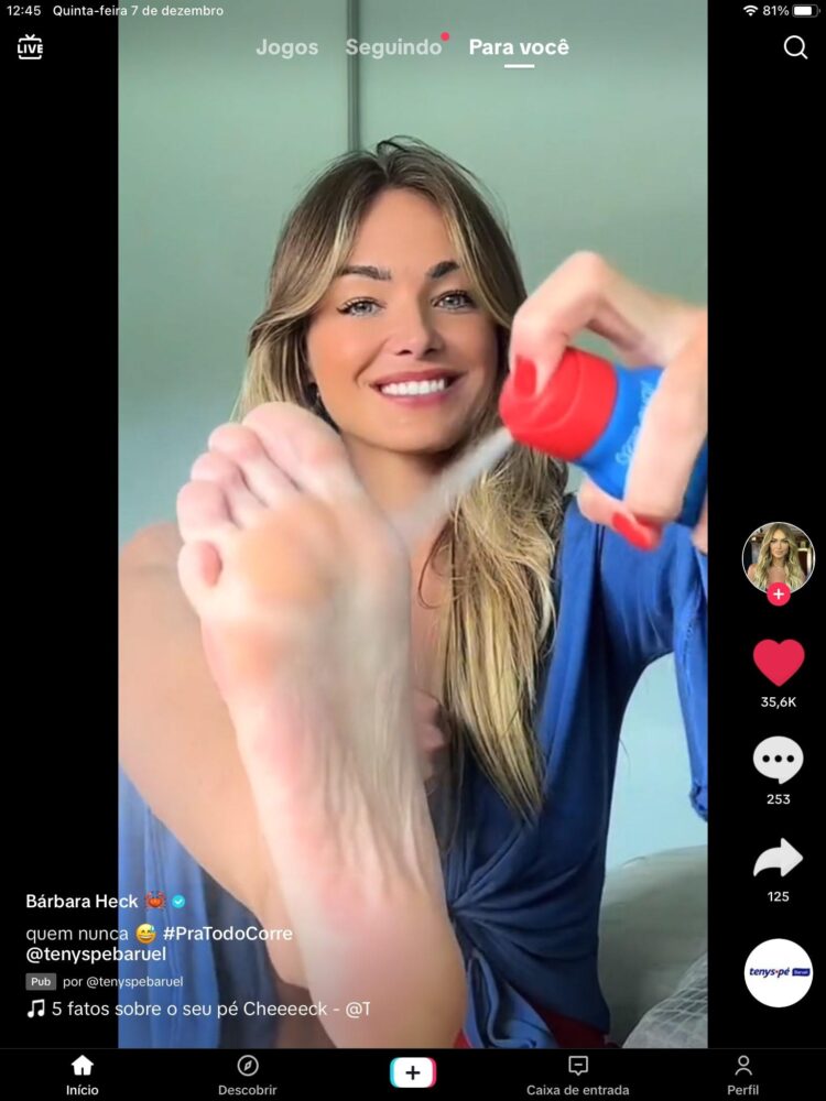barbara heck feet 4