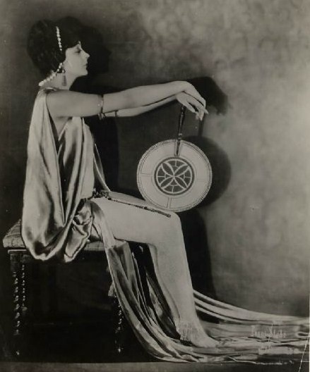 barbara la marr feet 3