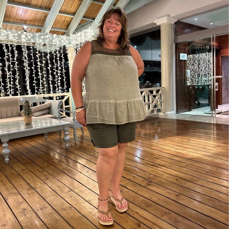 barbara lewis feet 5