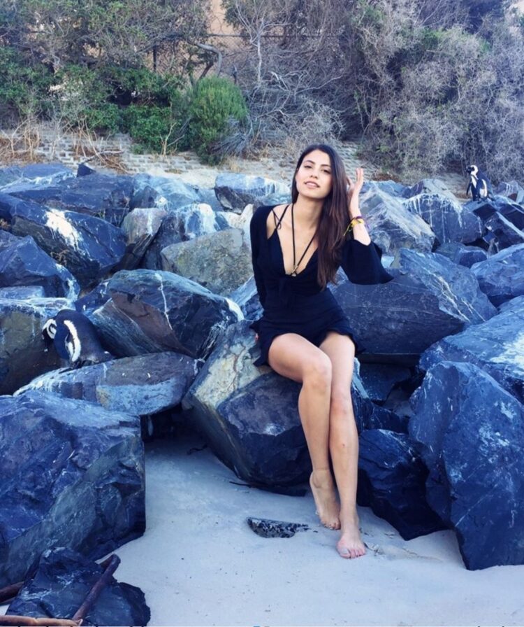 barbara lopez feet 3