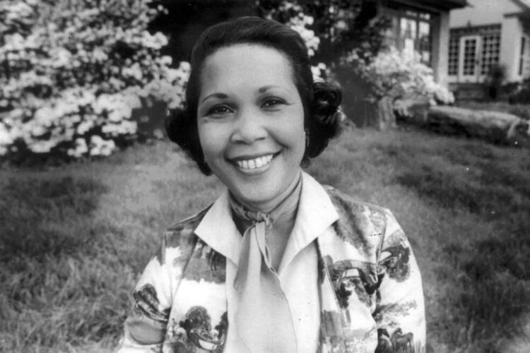 barbara rose johns feet 5