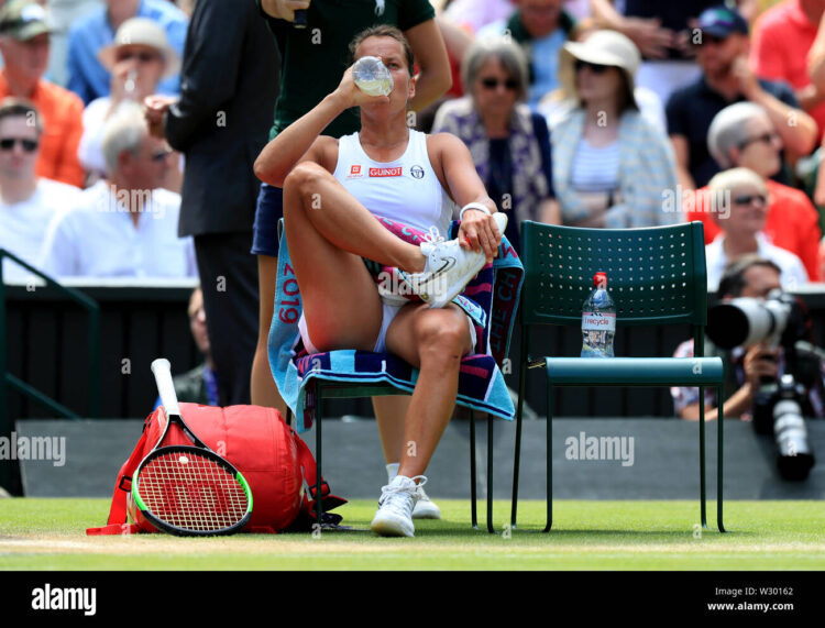 barbora strycova feet
