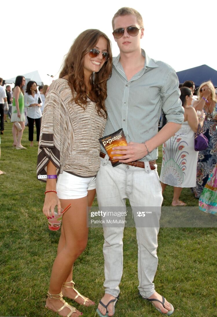 barron hilton ii feet