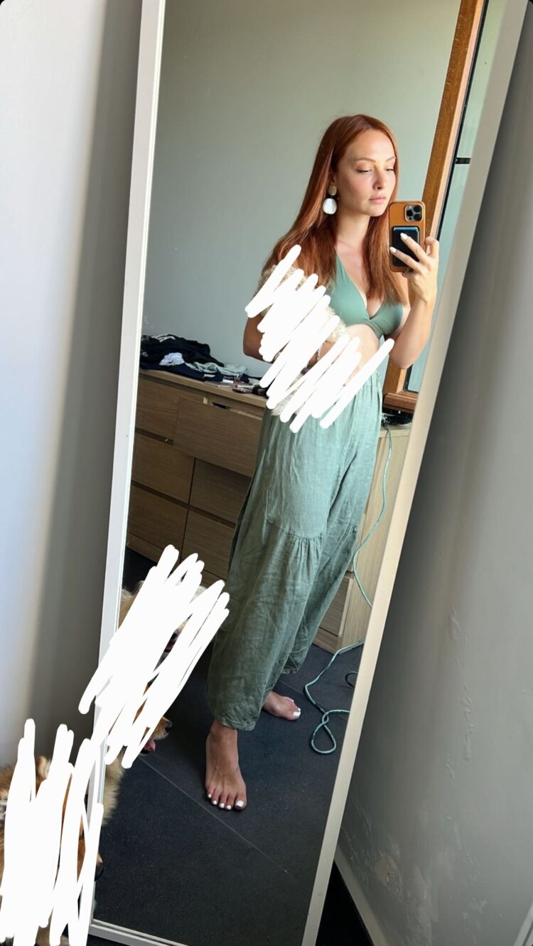 basak gumulcinelioglu feet