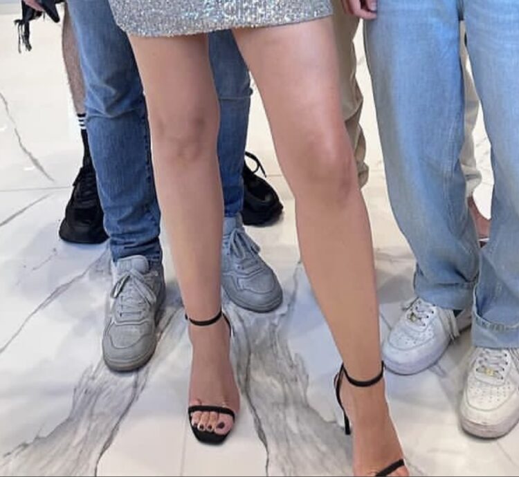 basia kurdej szatan feet