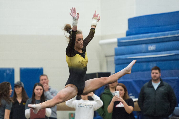 baylee tkaczuk feet 4