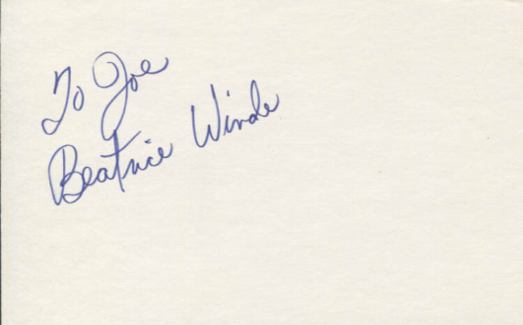 beatrice winde feet 1