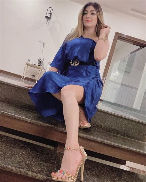 beatriz farias feet 6