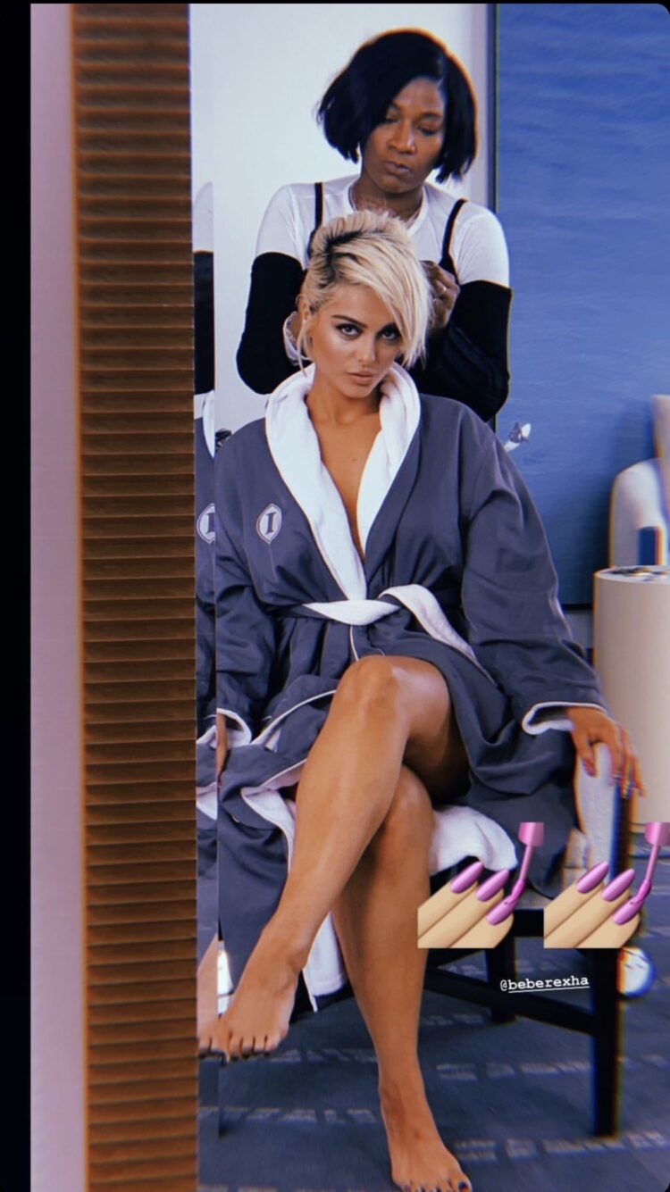 bebe rexha feet