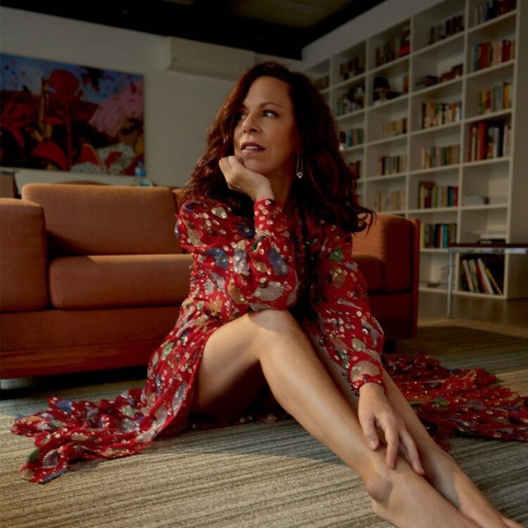 bebel gilberto feet 5