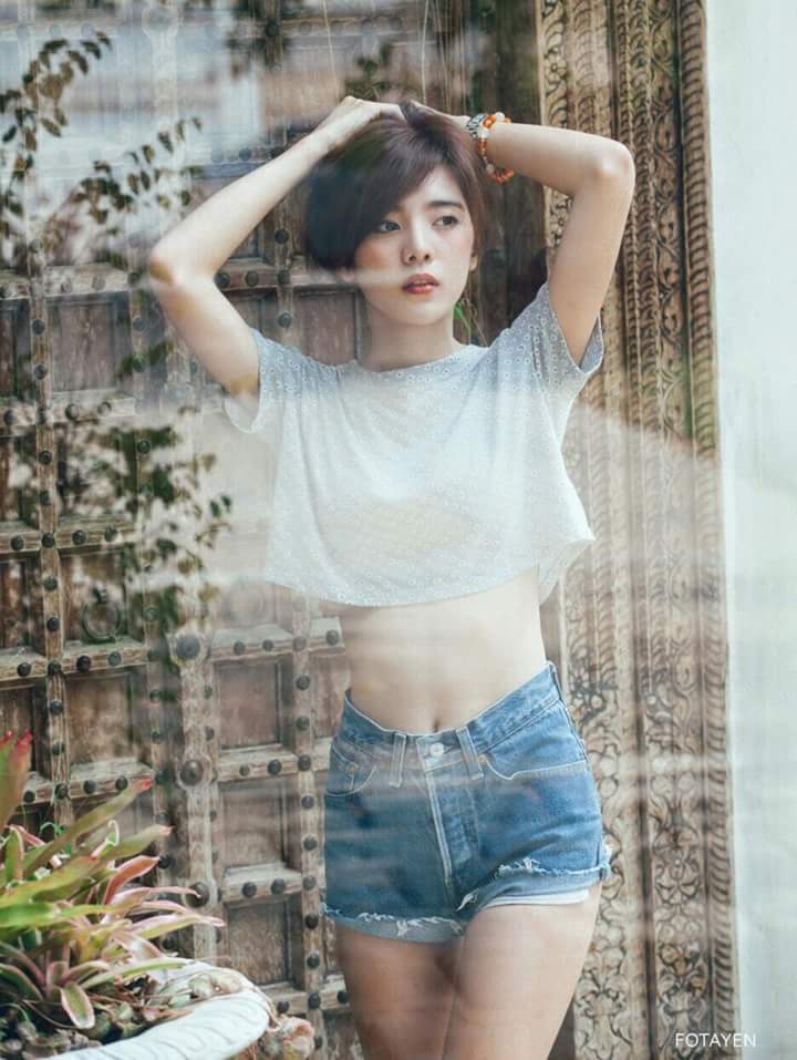 bebey chyapha feet 1