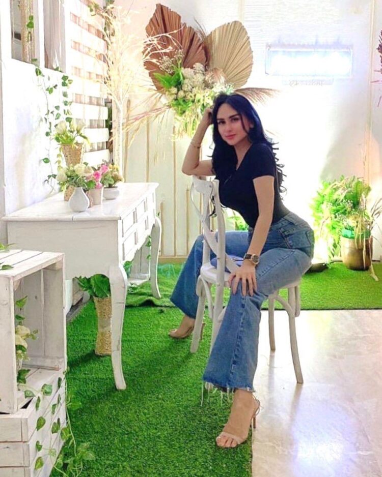 bebizie fatlanay feet 3