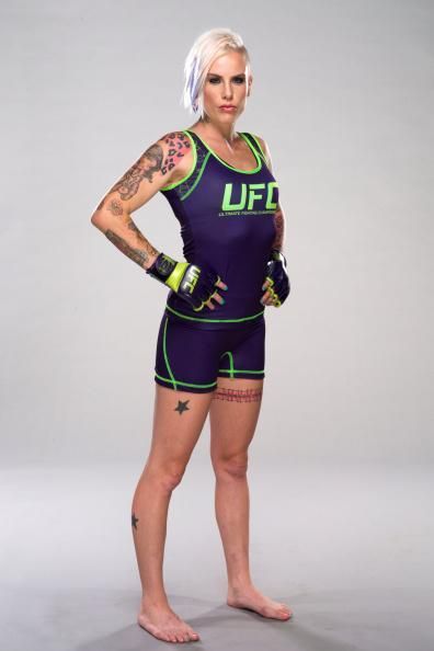bec rawlings feet 1