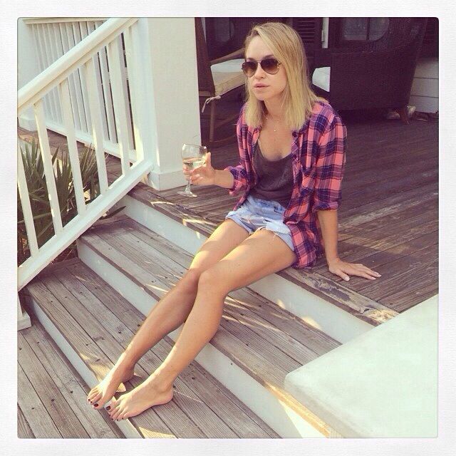 becca tobin feet 1